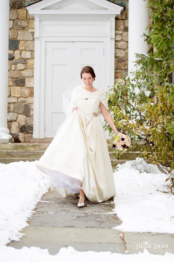 winter wedding photography by Connecticut Wedding Photographer Julia Jane Studios, www.juliajanestudios.com
